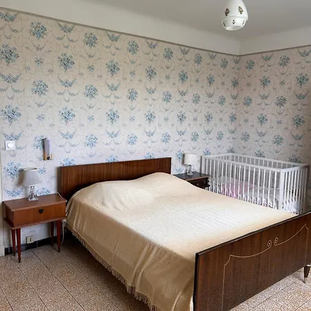 Chez Papi Et Mamie